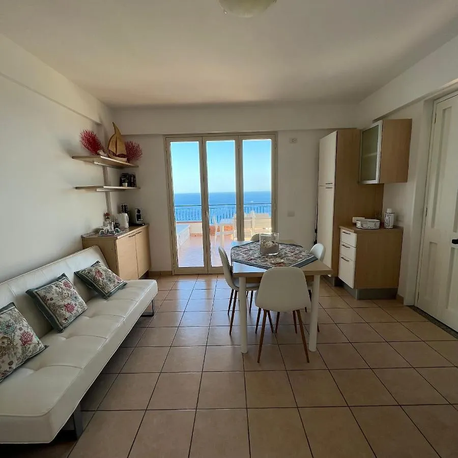 La Baia Delle Sirene Luxury Apartment Letojanni 0*,  Italy