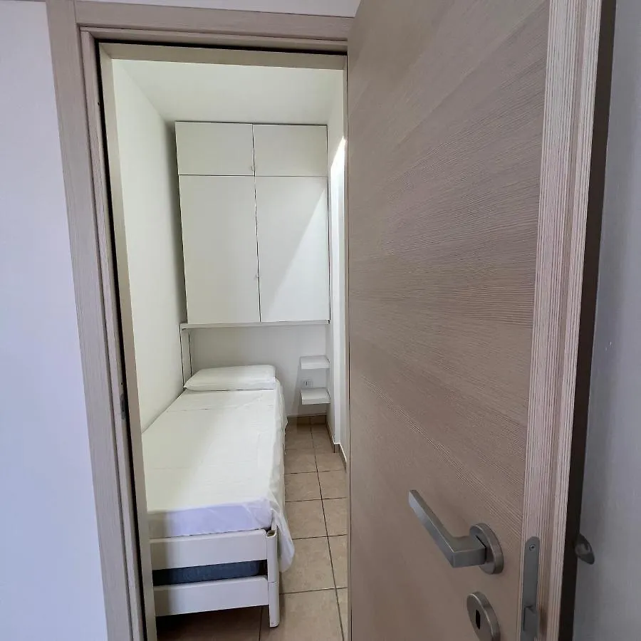 La Baia Delle Sirene Luxury Apartment Letojanni