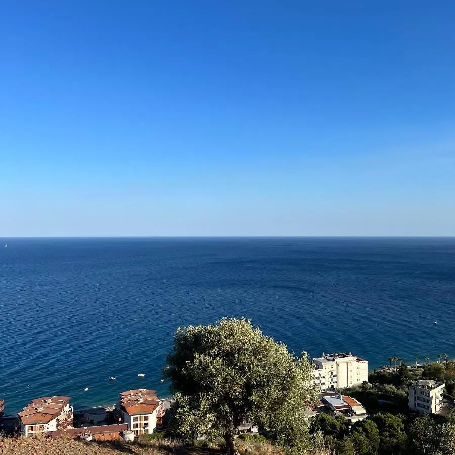 La Baia Delle Sirene Luxury Apartment Letojanni Italy
