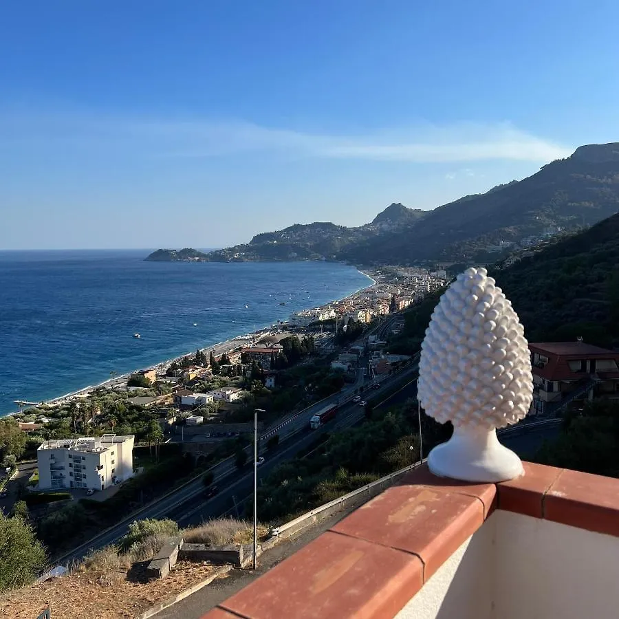 La Baia Delle Sirene Luxury Apartment Letojanni