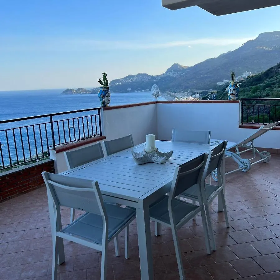 La Baia Delle Sirene Luxury Apartment Letojanni 0*,  Italy