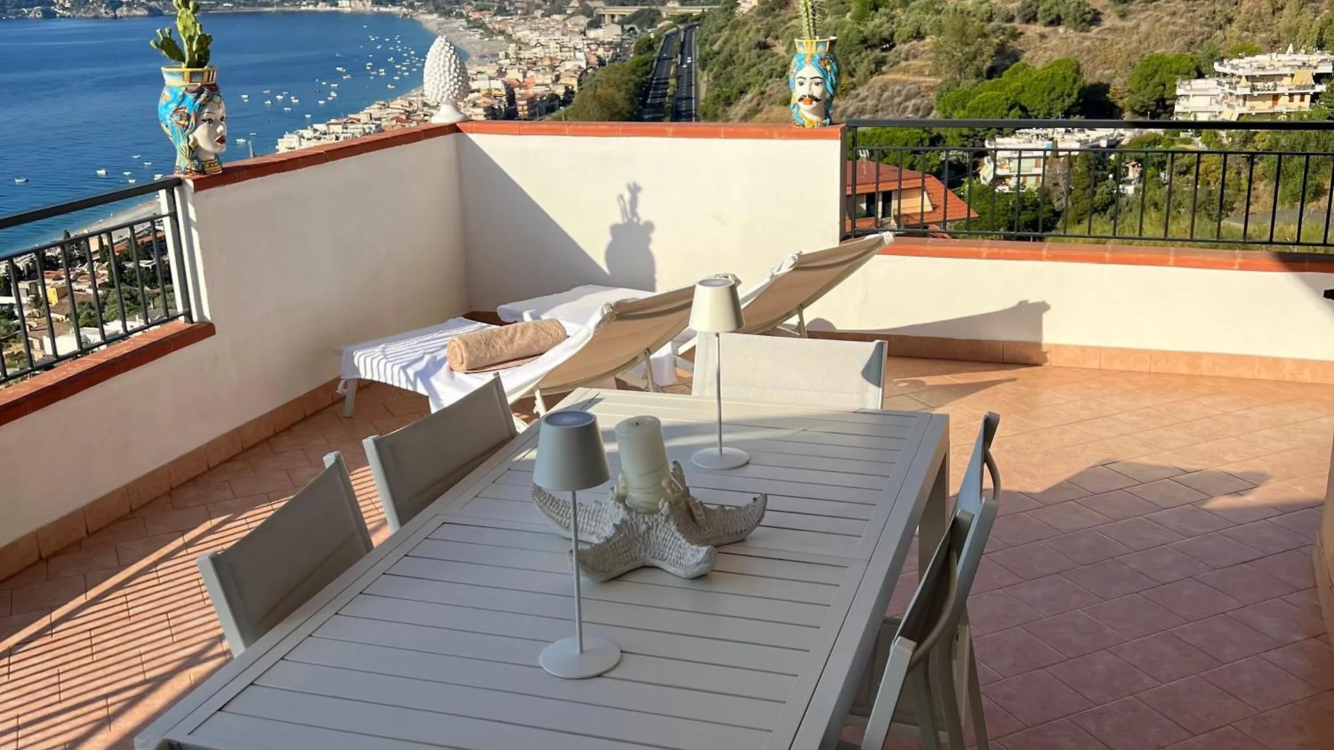La Baia Delle Sirene Luxury Apartment Letojanni Italy